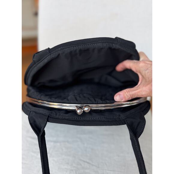 Vera Bradley Black Eloise Purse Handbag Quilted Green & White Floral Lining - Picture 9 of 14